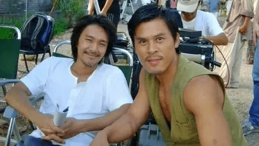 进行|凭借《功夫》爆火的释行宇，竟拍了部网大，女主身材却是最大看点