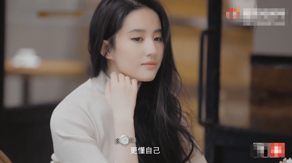 魅力|刘亦菲的美真是干干净净，就算脸蛋有棱有角，但依旧是瓜子脸