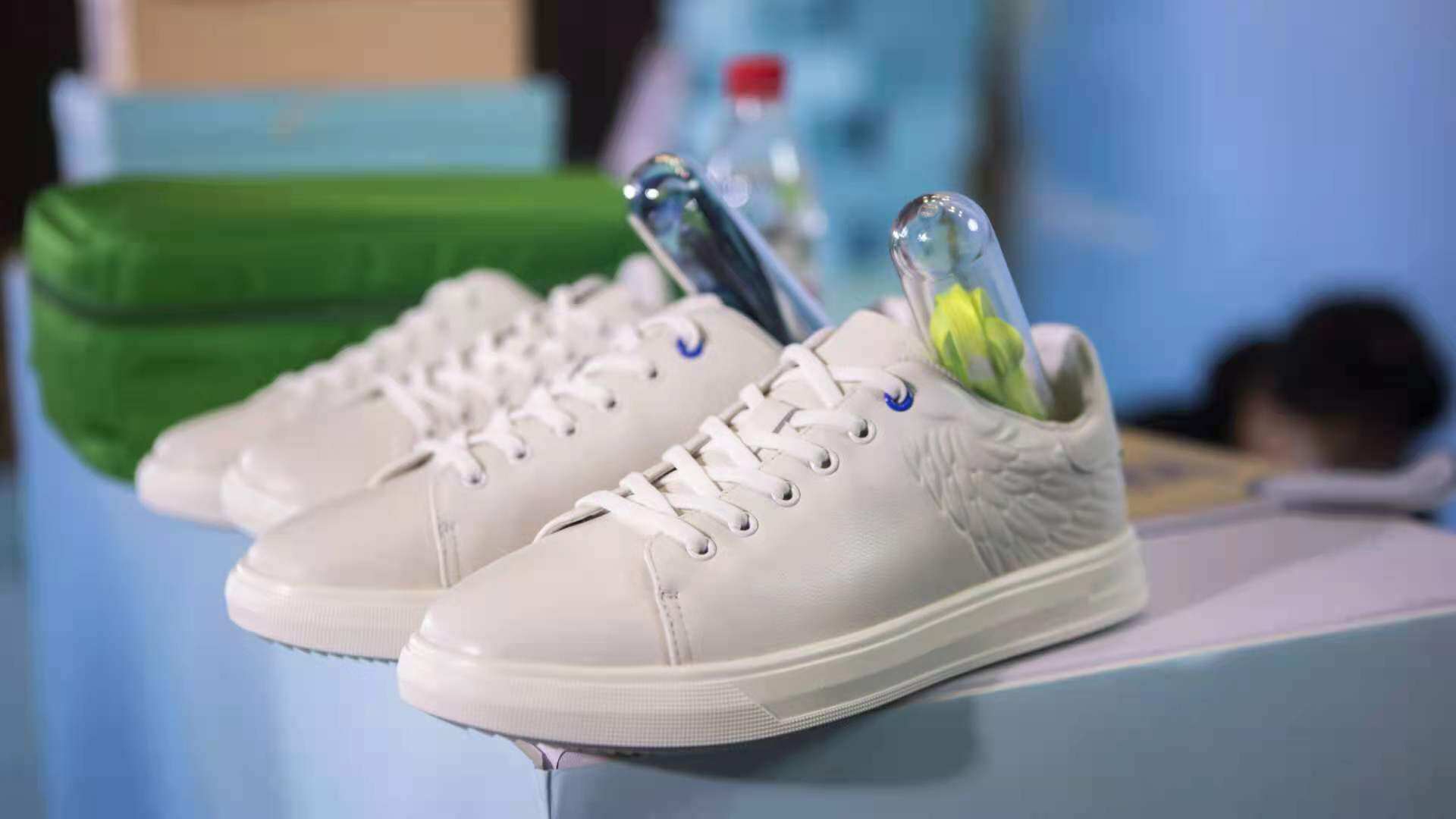 一起潮前走康奈集团举行品牌焕新暨国潮飞羽鞋发布仪式