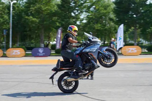 宗申赛科龙骑士驾道如约而至北京站上线