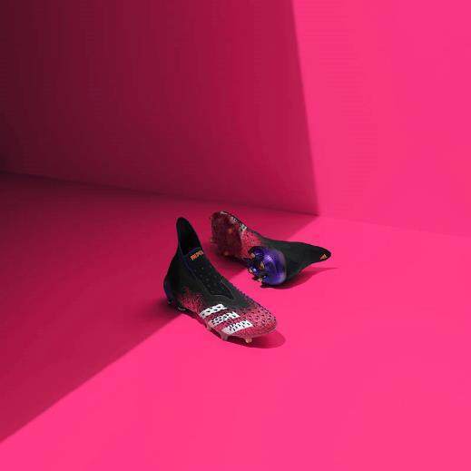 设计|阿迪达斯SUPERSPECTRAL足球鞋套装来袭