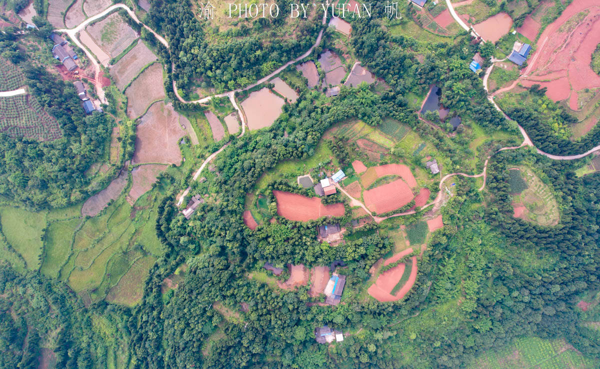 乡村|重庆乡村发现神秘梯田，七座小山如北斗七星，有成景区的潜力吗？