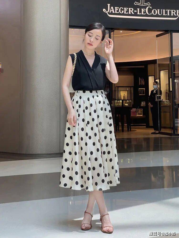 模板|30+的女性，这些穿搭模板赶快收藏起来，帮你打造内在优雅气质