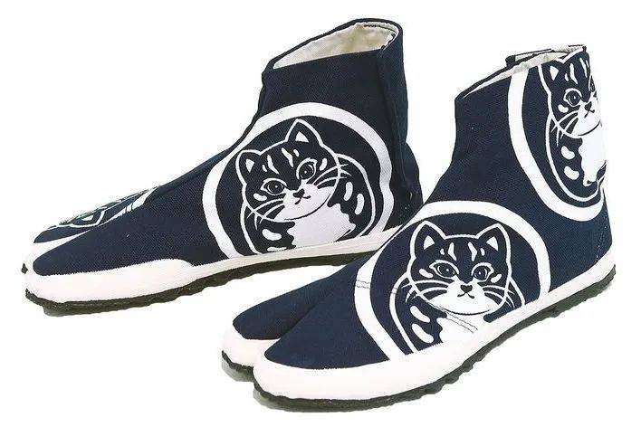 in|【语斋.翻译】凉鞋可不是cool shoes,买鞋时别说错哦