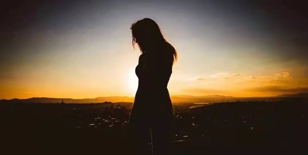 怎么才能使自己不嫉妒 e1fe21573033499683fddfd3793c2c99.jpeg