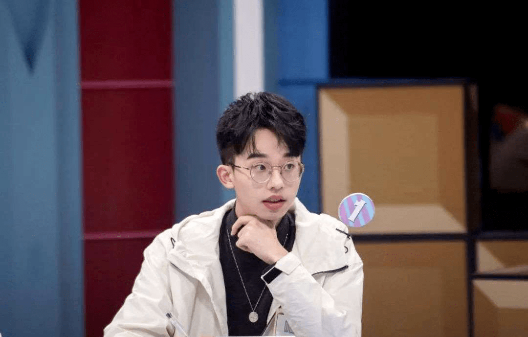 offer|素人与百万网红，需要一部综艺的距离