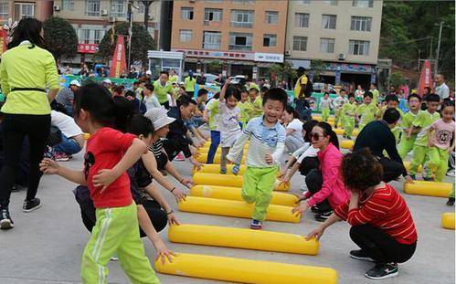 能力|幼儿园就是一个“小社会”，要想孩子混得好，这4项能力着重培养