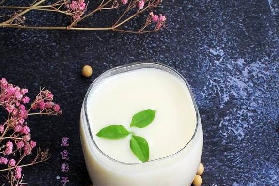 黄豆|50岁的婆婆,为了掉肉,几乎每天都吃这样的早餐,腰细脸色也好了