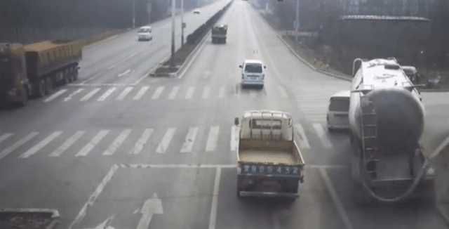 点击进入看图评论