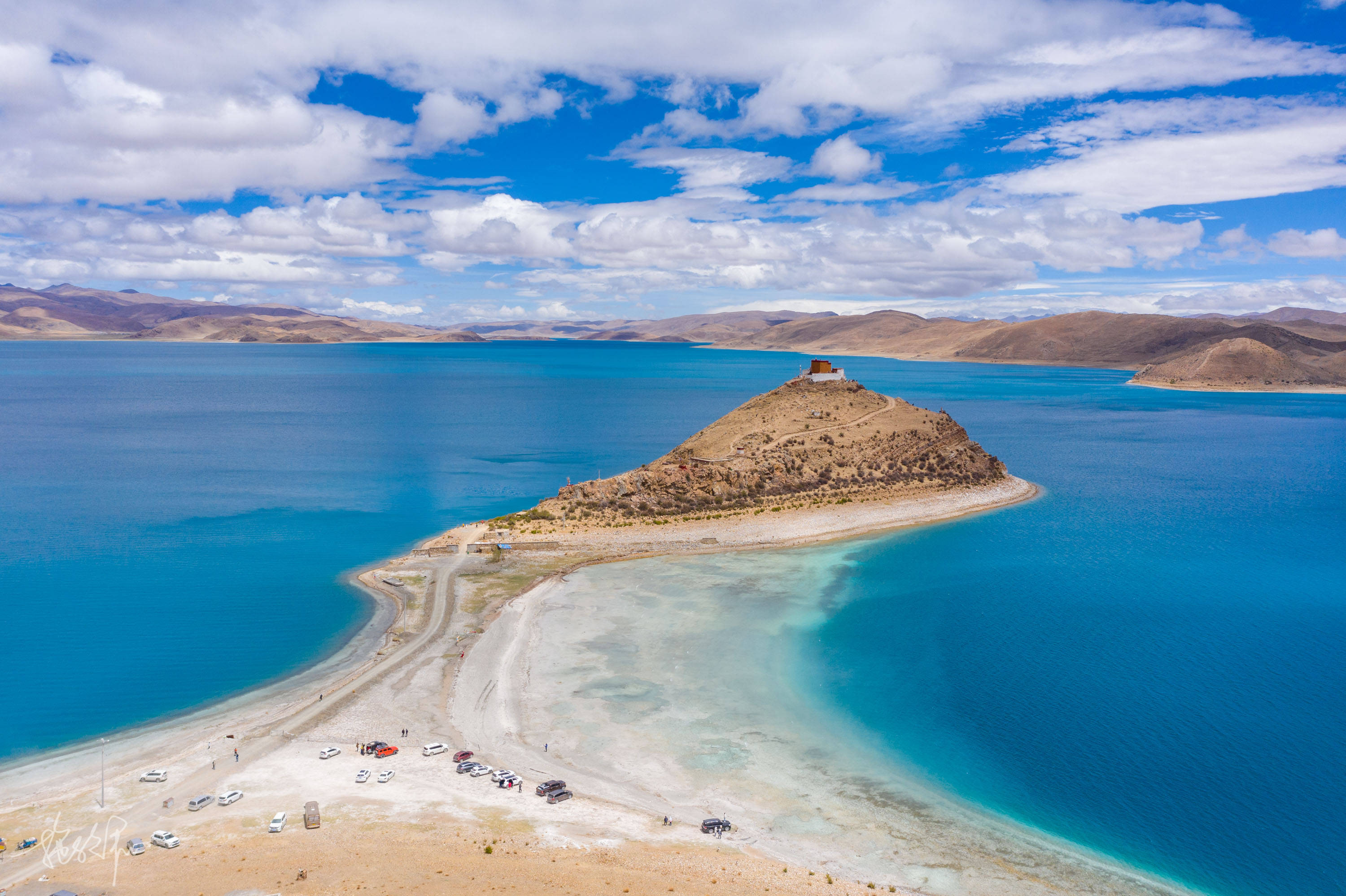 原创号称西藏最孤独的寺庙就在羊湖边上现在怎么样了
