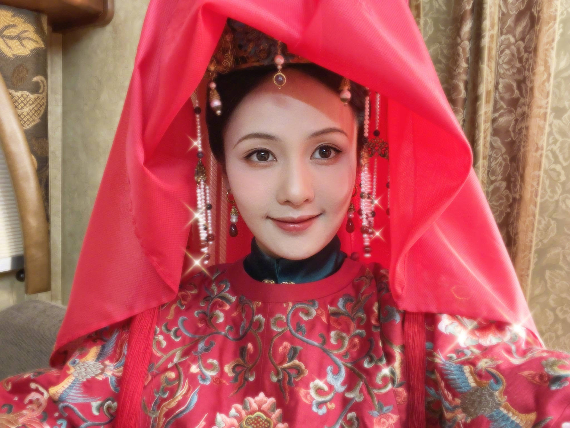 微博|白鹿晒《玉楼春》大婚造型，古典婚服太美了