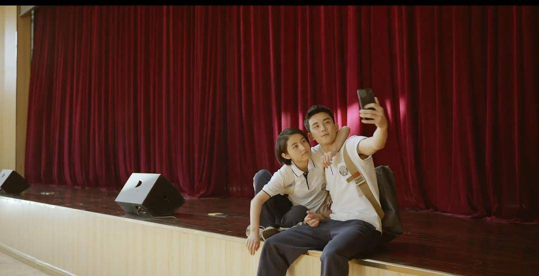 青春|《盛夏未来》5天破1.5亿，豆瓣评分7.4，为什么被吐槽不好看？