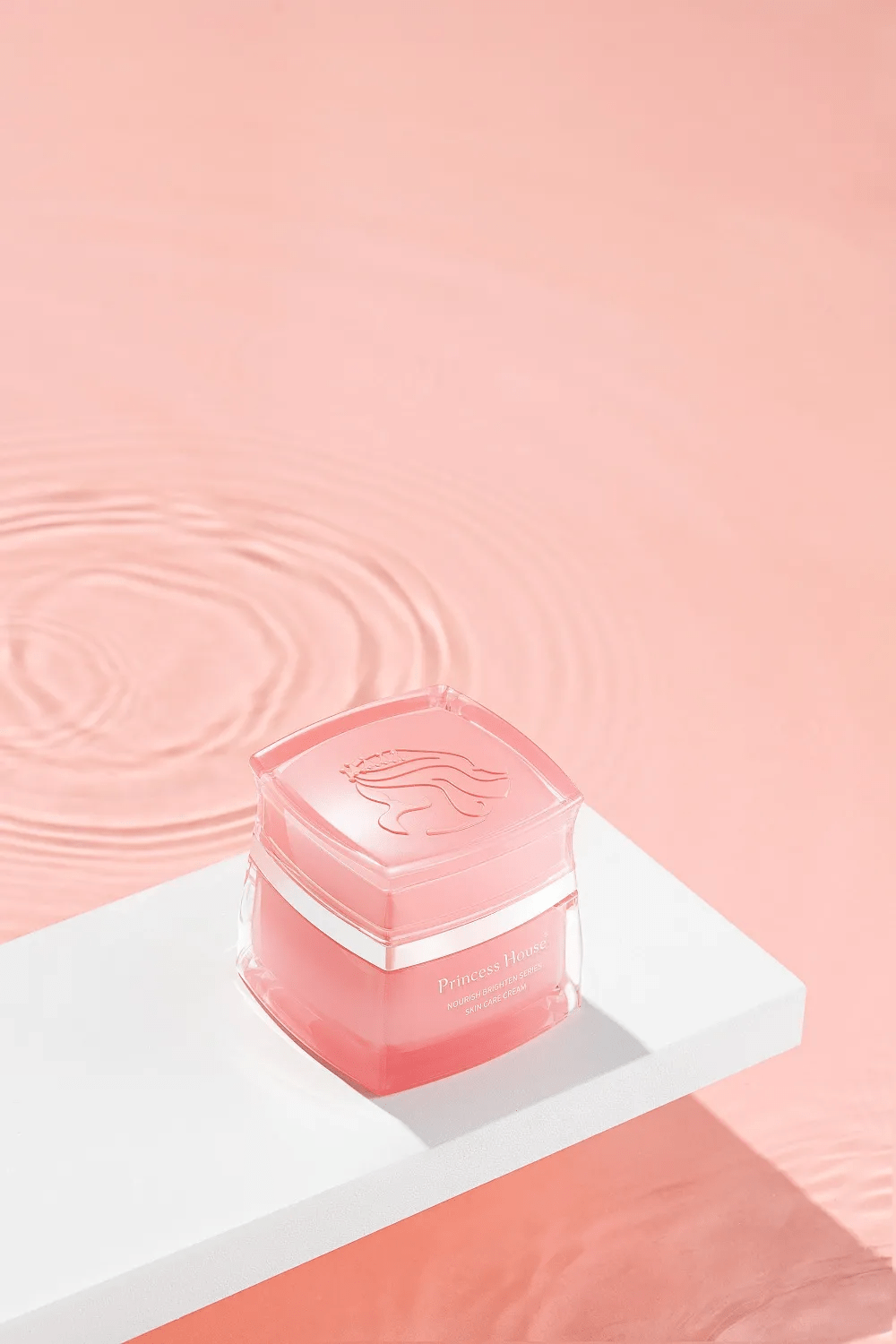 用户|全新升级2 | 日间持续抗氧化,由内而外的呵护,打造透亮日光肌