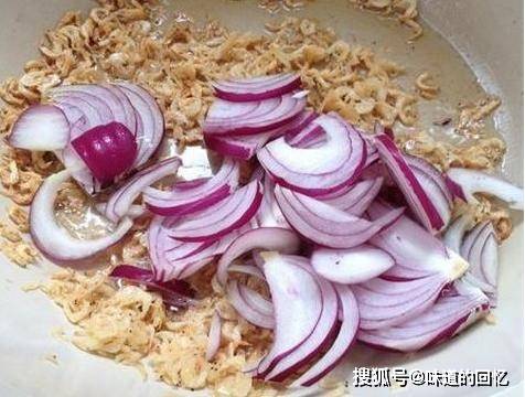 虾皮|孩子早餐就爱吃虾皮炒饽饽,隔三差五做一次,简单快手又营养美味