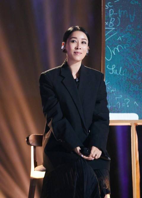 看点|2021中国好声音：历届导师隔空合唱，新模式成看点，周杰伦最遗憾！