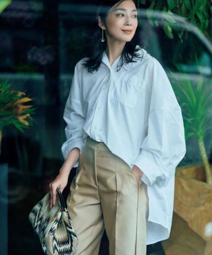 显得|40+女性如何远离“大妈感”？瞧瞧日系妈妈穿搭，优雅又女人
