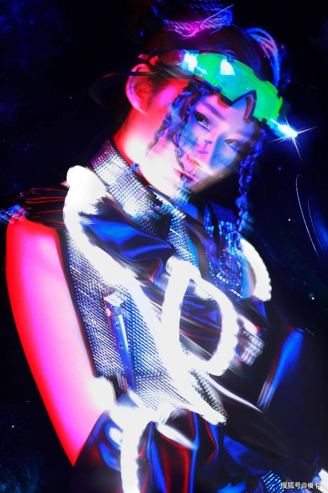 因为|刘传传：21岁，身高172cm，随性自由，自信乐观