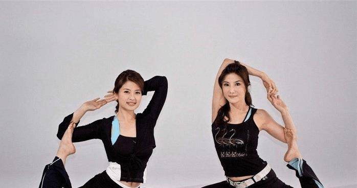 武打女星因拍戏一夜之间瘫痪在床, 年过半百美貌依旧