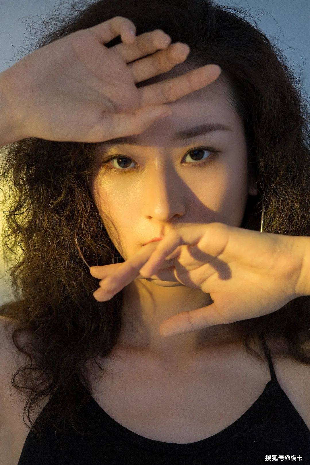 因为|刘传传：21岁，身高172cm，随性自由，自信乐观