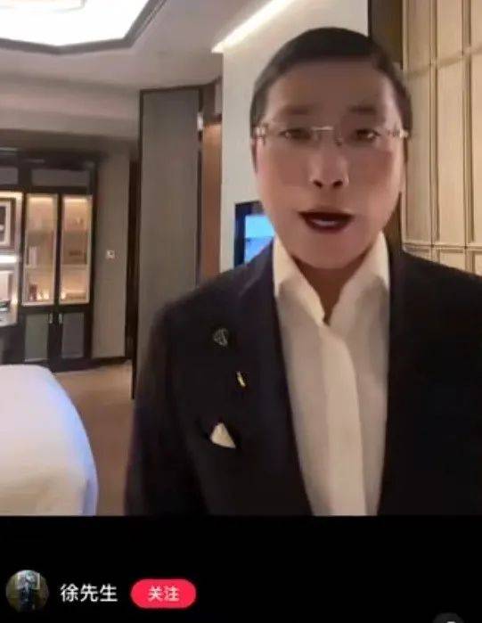 去油|“人类高质量男性”太油腻？肉毒水光去油大法好