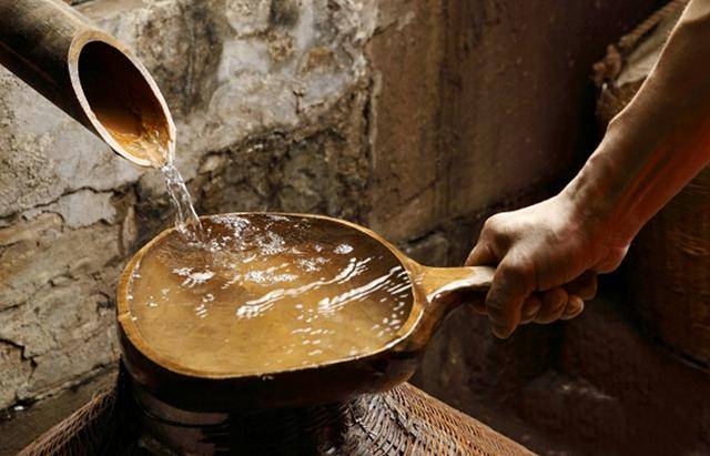 原创酒精酒哪里不如纯粮食酒除了乙醇它们的成分究竟还有啥区别