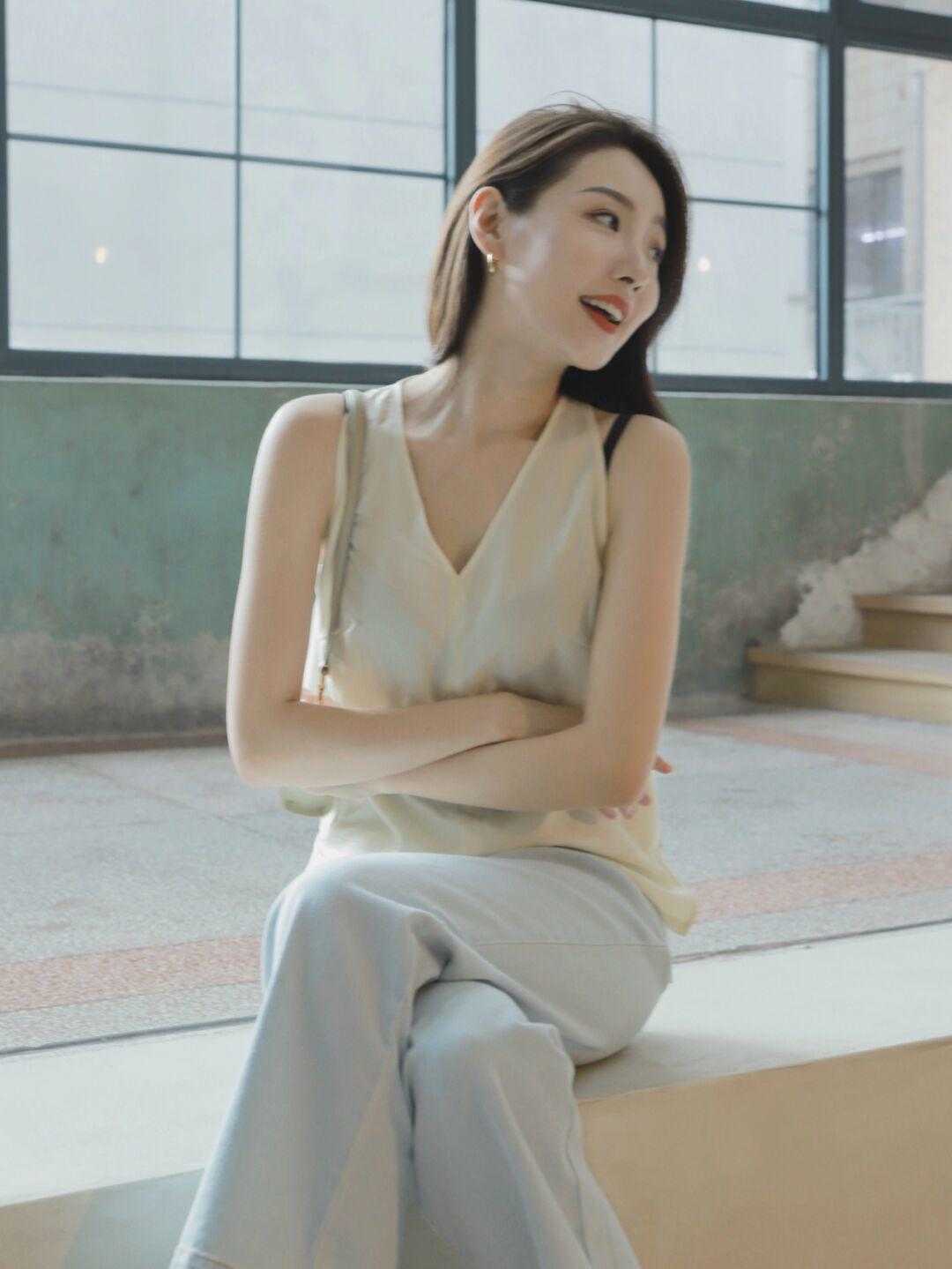 西裤|个子和颜值都不占优势的人,可以这样穿,轻松提升气质感