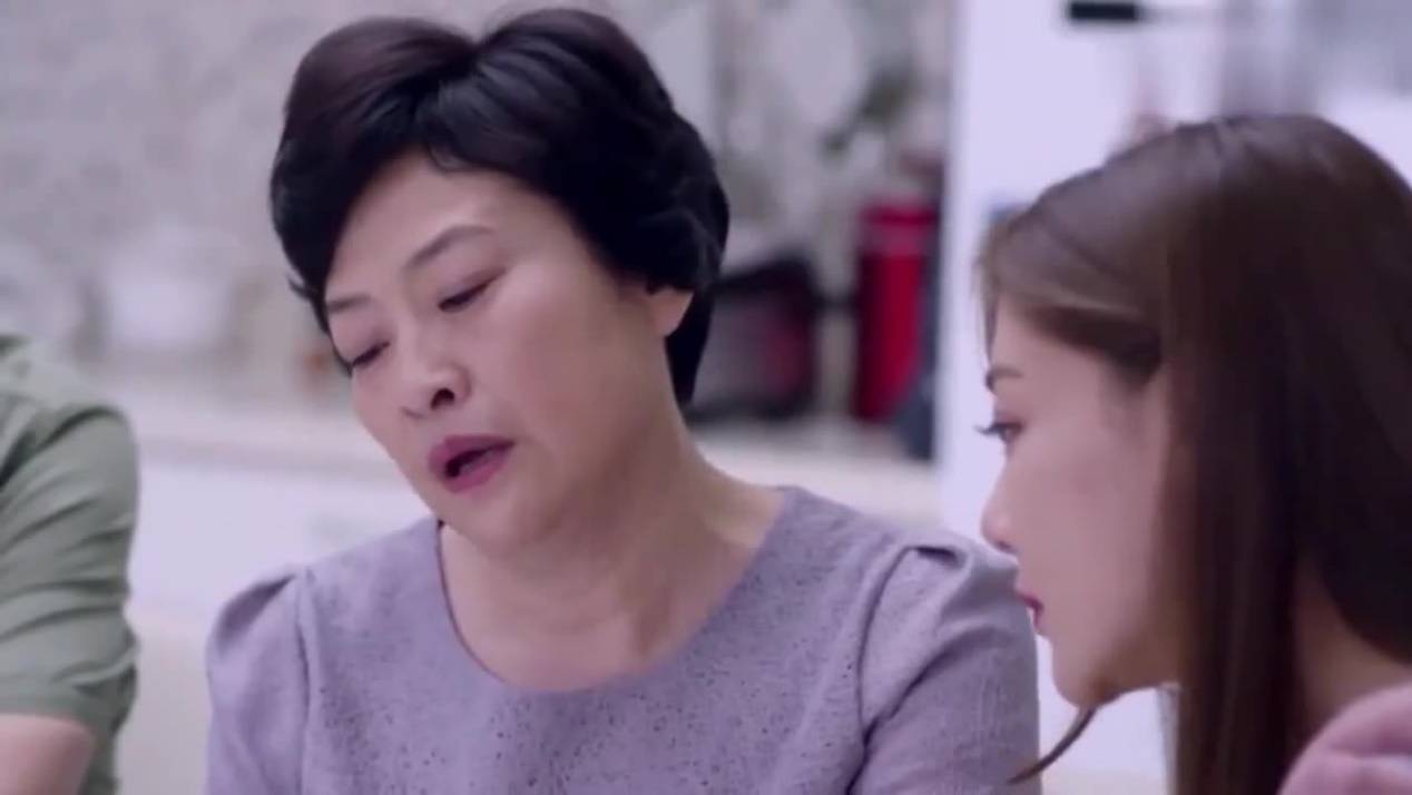 大儿子|存款百万，53岁大妈生二胎，称以后退休金够养老，现在生活美滋滋