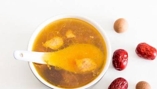 严重|孩子积食严重不长个？提醒：3种食材泡水喝，养胃健脾，长高个
