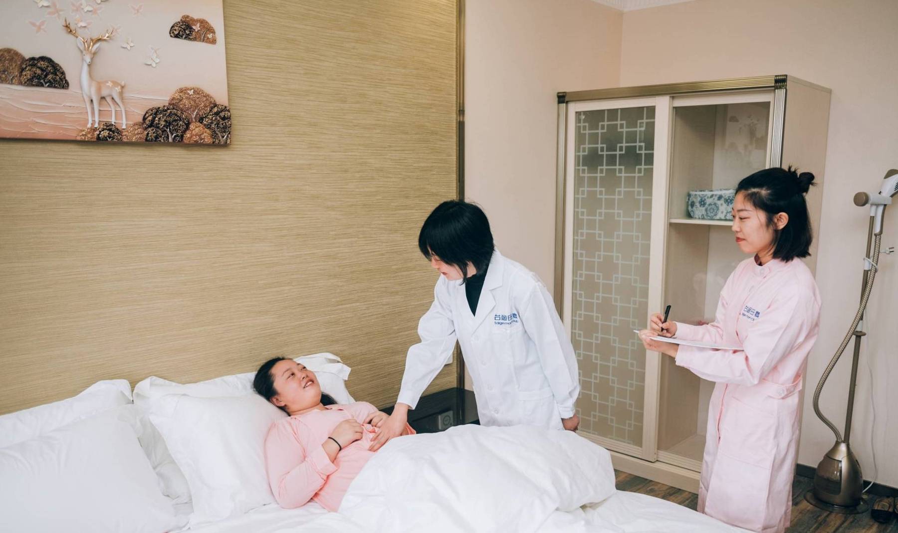 护腰|产后想舒服坐好月子，以下几个“神器”少不了，最后一样人人羡慕