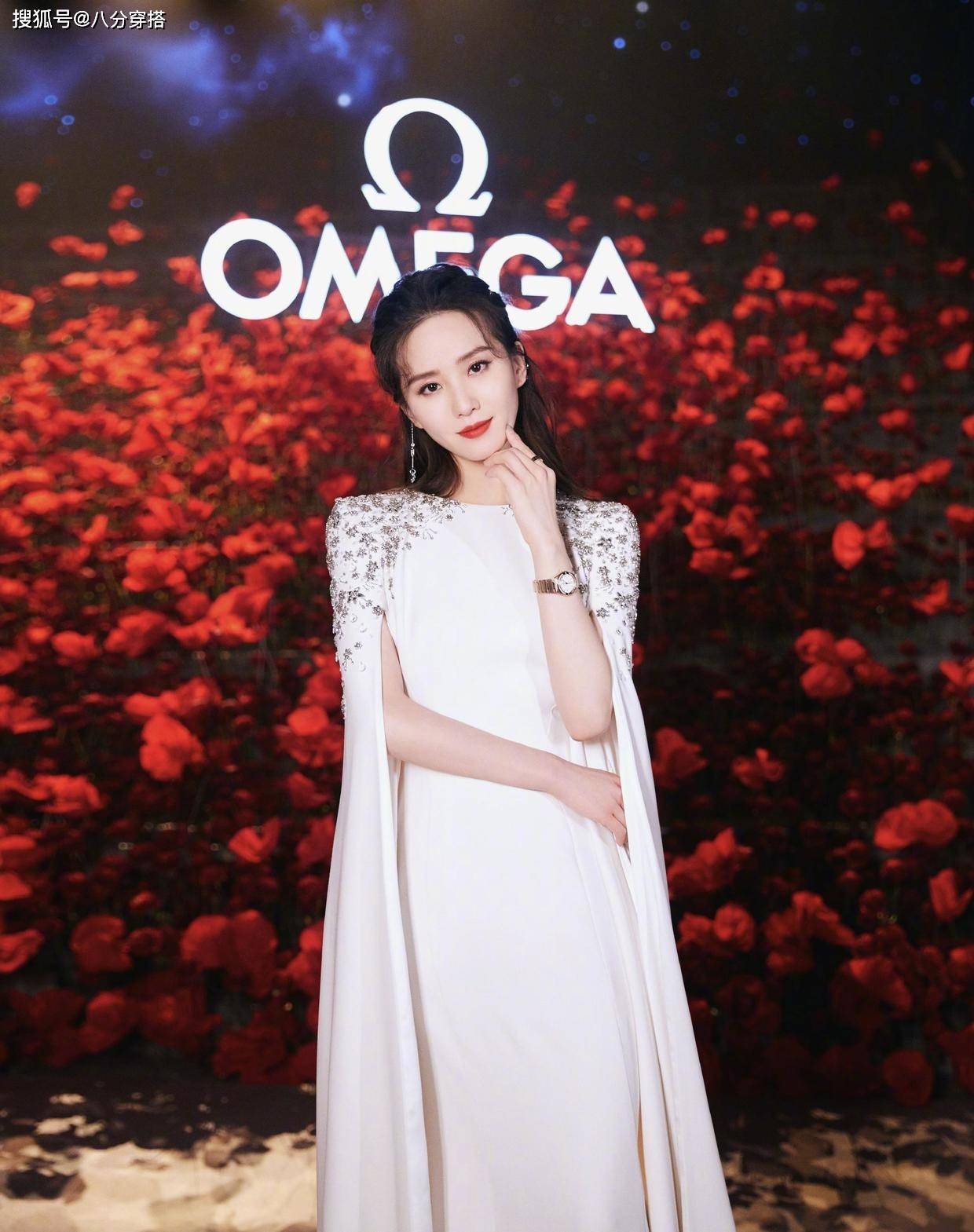 套头衫|被“刘诗诗”迷住了,穿亚麻棕西服配针织衫简约大气,优雅温柔