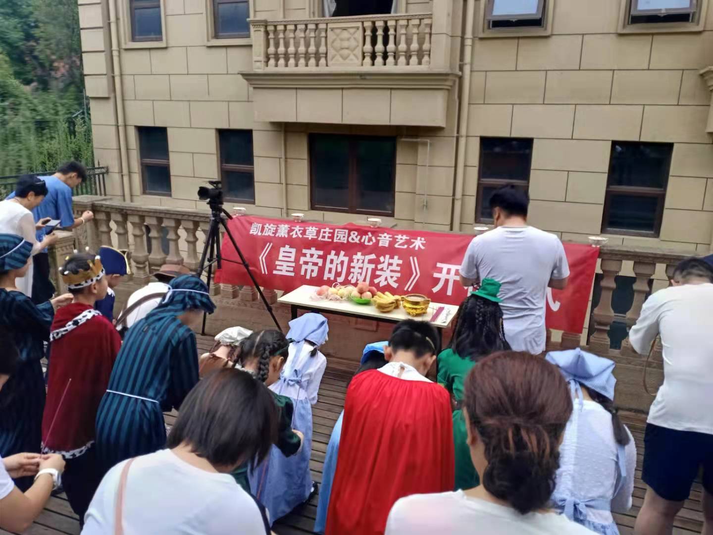 兄弟|心音艺术&高氏兄弟 联合打造的《皇帝的新装》 杀青啦