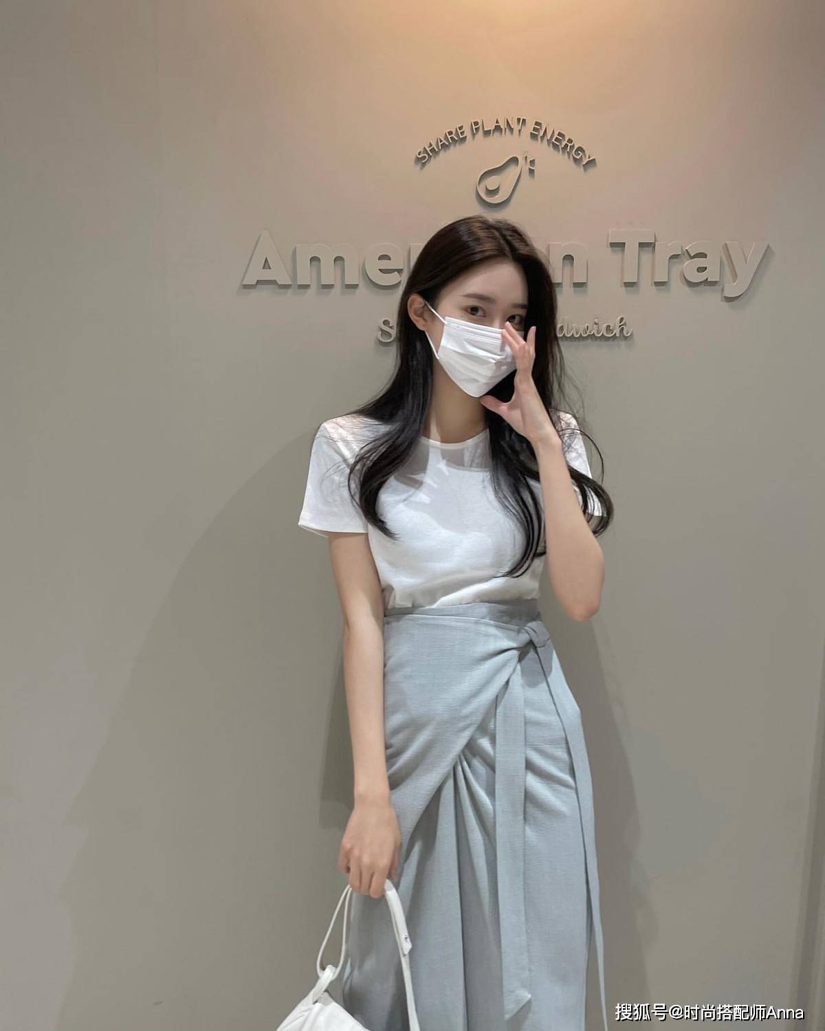 新鲜感|越是简约的基础款,越能穿出心动不已的新鲜感,时髦还吸睛