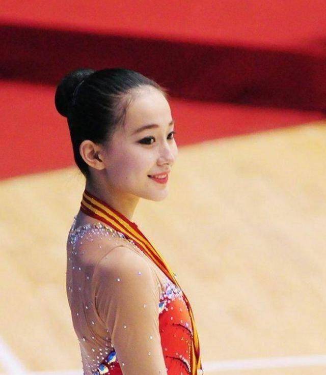 国民体操女神张豆豆,因一张照片一夜爆红,不忘初心拒进娱乐圈