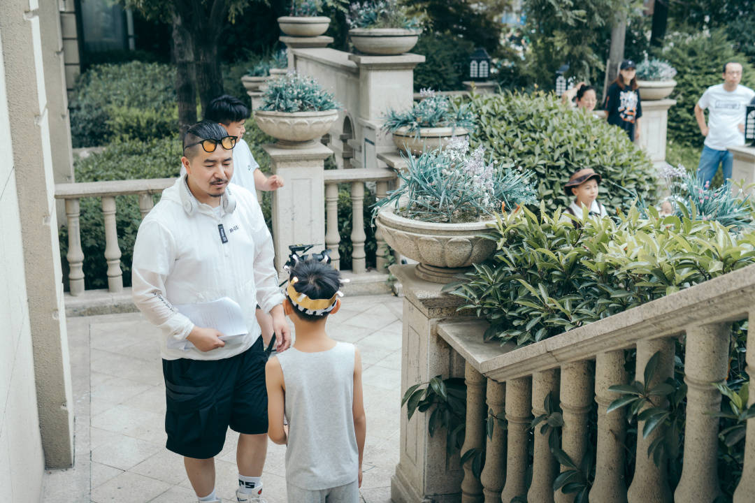 兄弟|心音艺术&高氏兄弟 联合打造的《皇帝的新装》 杀青啦