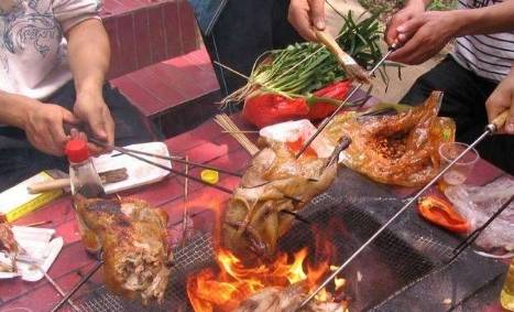 三高人群可以吃三文鱼吗 9a18adb542ab4320a1a99b9984166964.jpeg