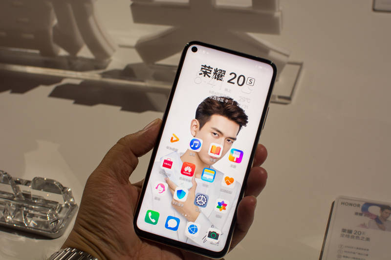 鸿蒙系统第五批内测即将开启，华为、荣耀等六款老手机都可升级插图1