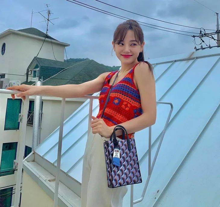 夏天|刘雯的背心，我穿也能这么好看？