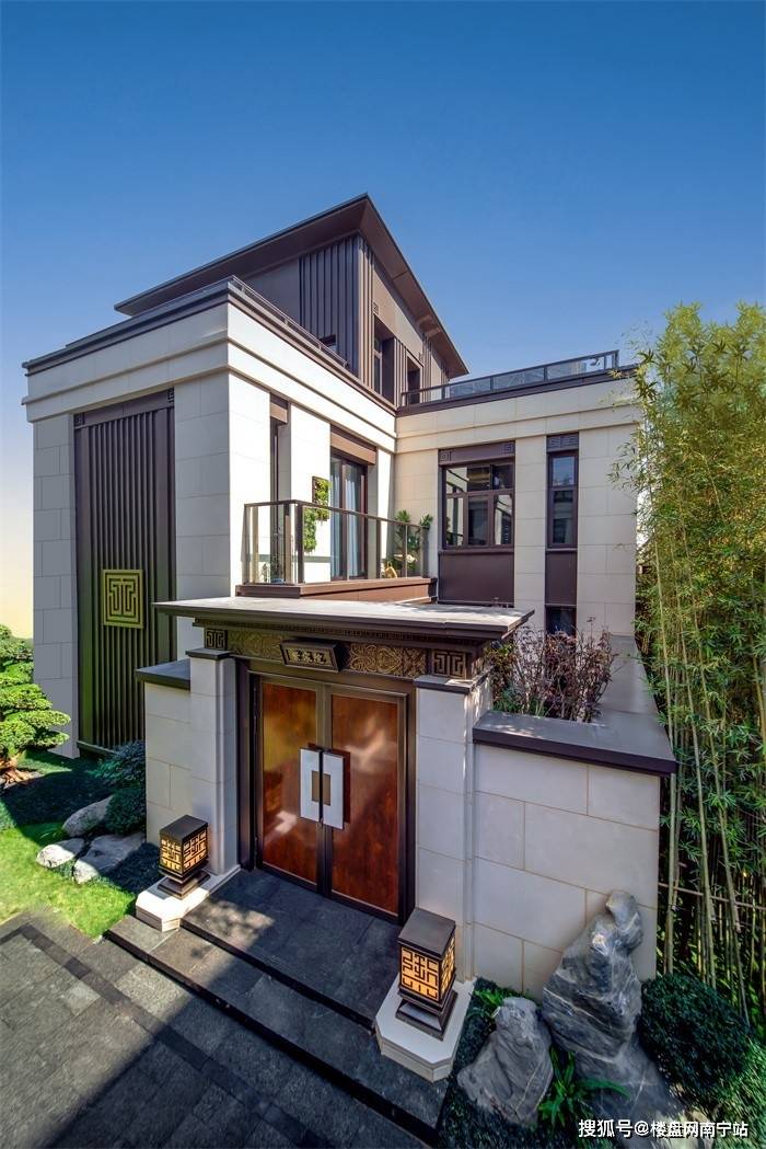 墅级湖居时代开启南宁五象核心临水别墅仅此一个楼盘