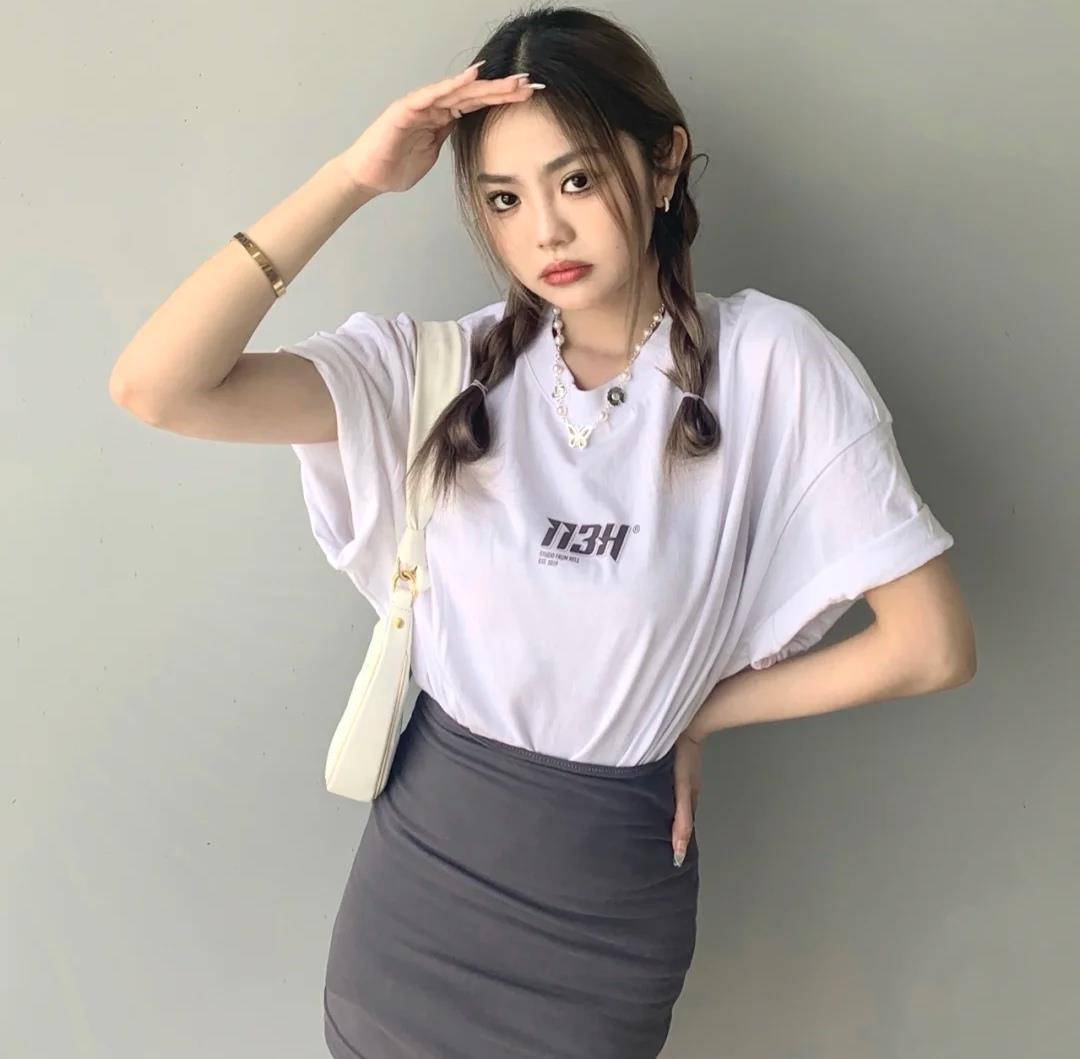 无感|茶艺风斩男穿搭，一字肩甜美，嘴上说着对JK无感，但总会多看两眼