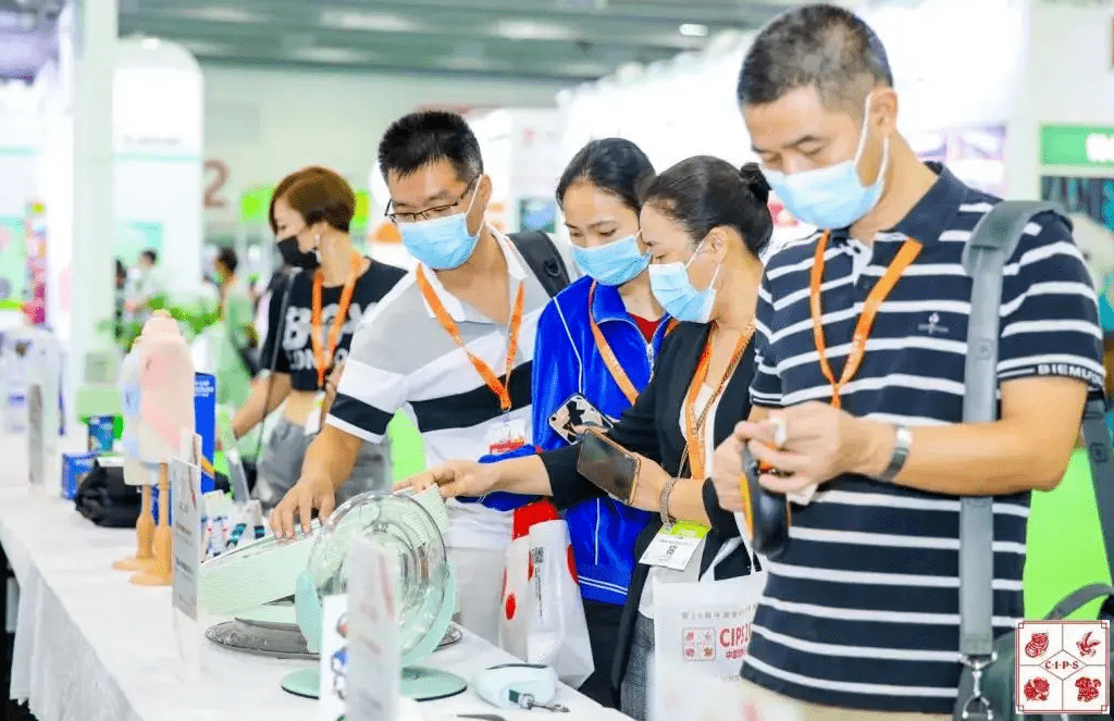 理念|兼顾设计与舒适，品牌宠物服饰新品抢先看