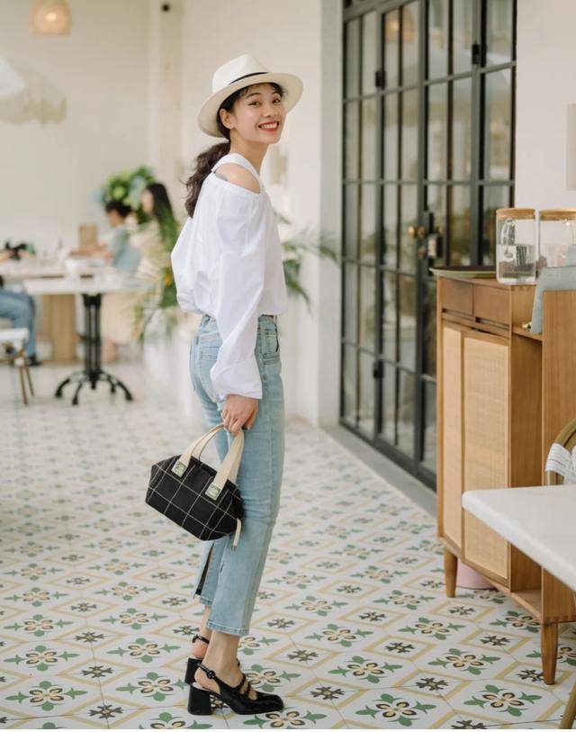 颜色|初秋这样搭配，显得很优雅