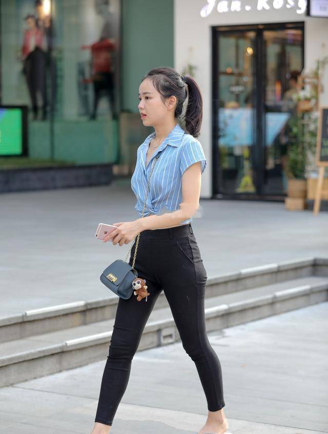魅力|打底裤休闲甜美两不误，打破单调格局，带来独有的个人魅力