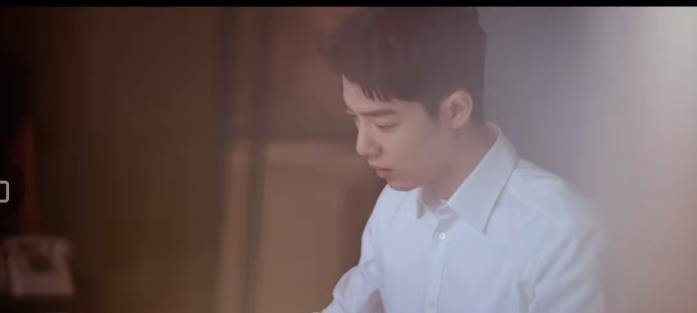 光影|肖战35秒新物料,光影之中魅力百变,评论区高质量评论笑翻人