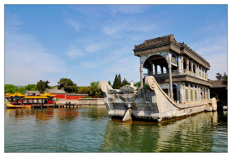 頤和園中國古典園林之首被譽為皇家園林博物館