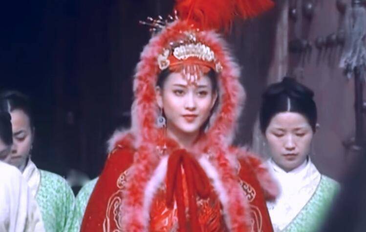 容垣|没想到啊，童年里那些“白光月”和“心机女配”，竟是一个人演的