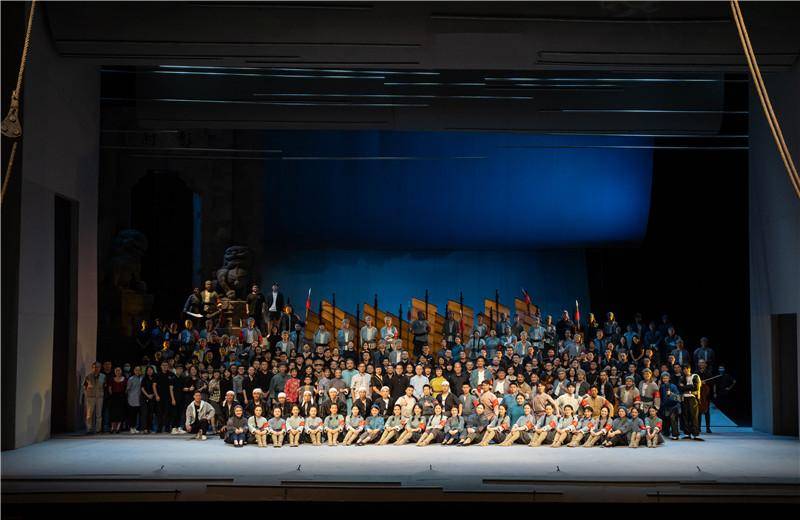 张国勇|贵阳交响乐团亮相国家大剧院携手国内一线歌唱家深情唱响＂洪湖水＂