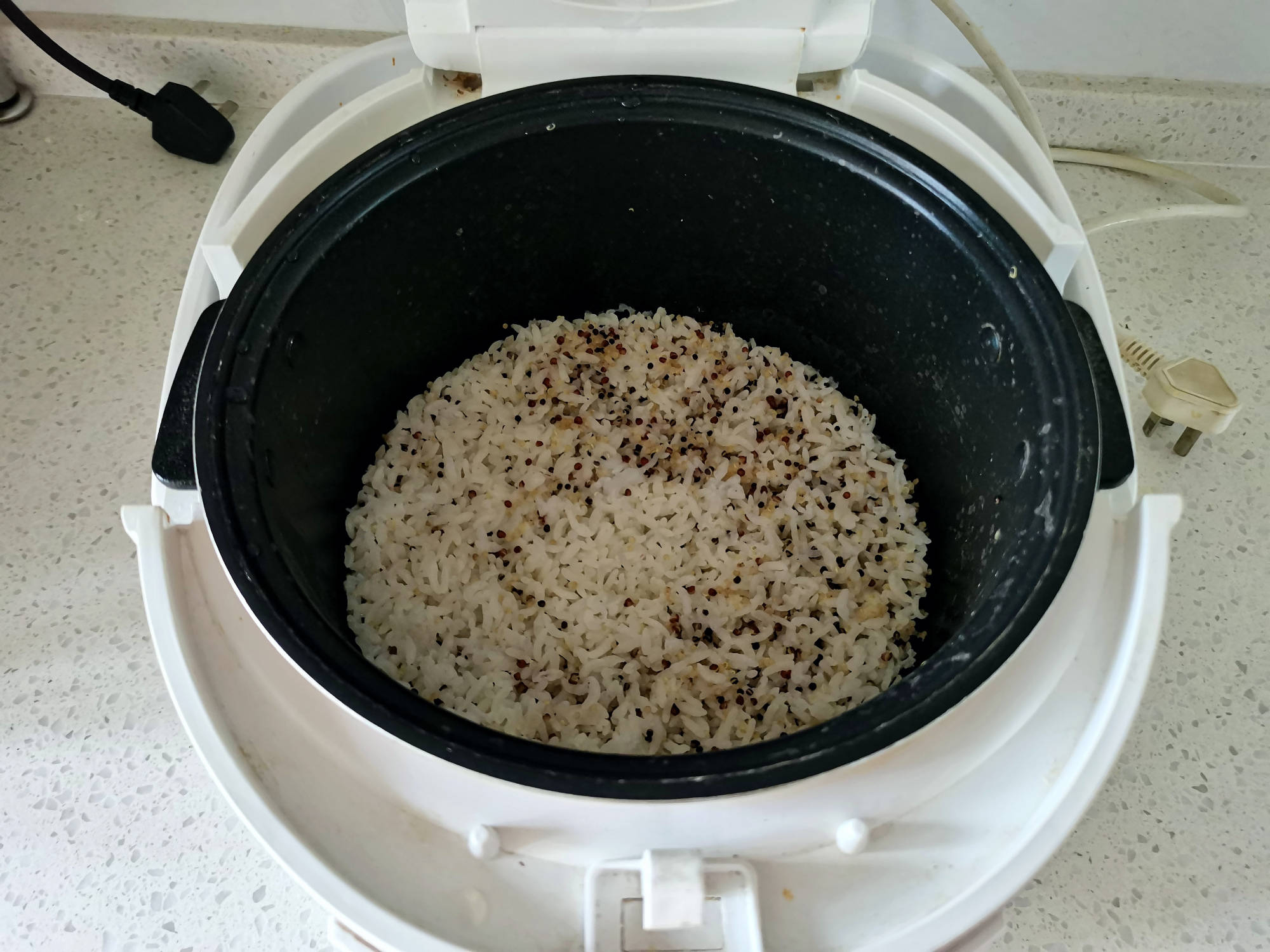 蔬菜|孩子爱吃炒米饭,老妈变个花样吃炒米饭,孩子说真香