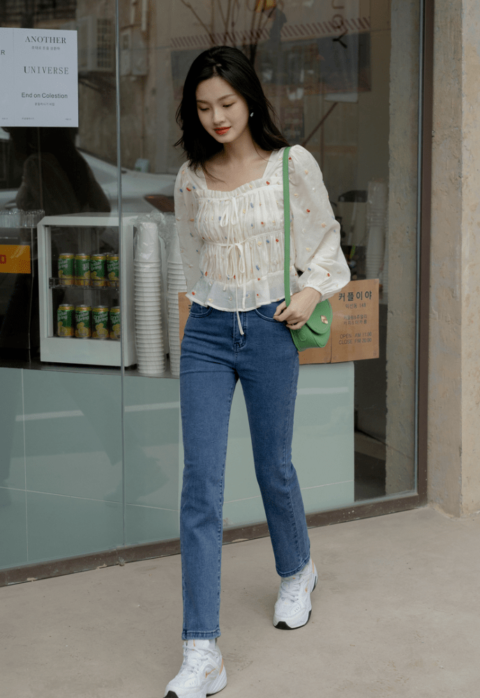 视觉|“40岁女人”一定就该怎么穿？这几款不光有气质，更让你活力四射