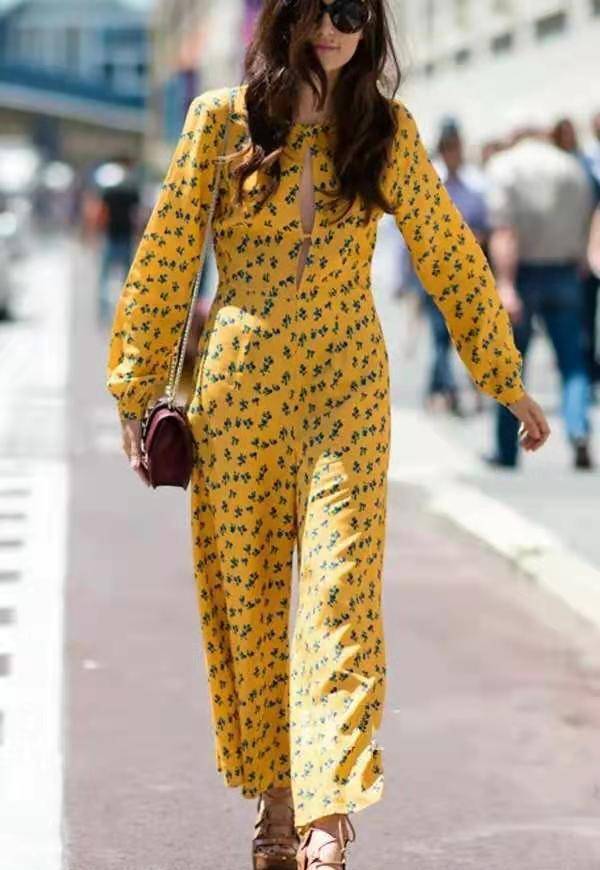 王丽云|车晓爸爸晒图！女儿穿针织衫单身后状态好，妈妈王丽云却一脸不悦