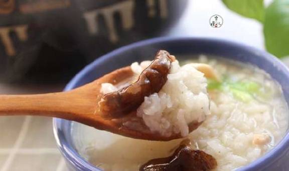 营养|早餐吃这个，1碗下肚全身暖，增强抵抗力不感冒，孩子老人要多吃